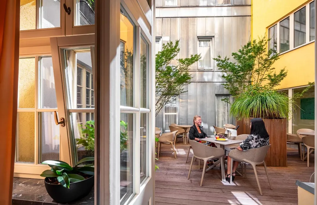 Hotel Clement-1